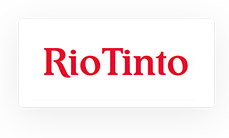 Logotipo con el texto "Rio Tinto" en rojo sobre fondo blanco y borde gris.
